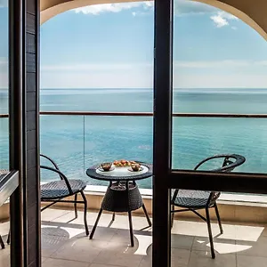 Cabacum Plaza Beach - High-speed Wifi Apartment